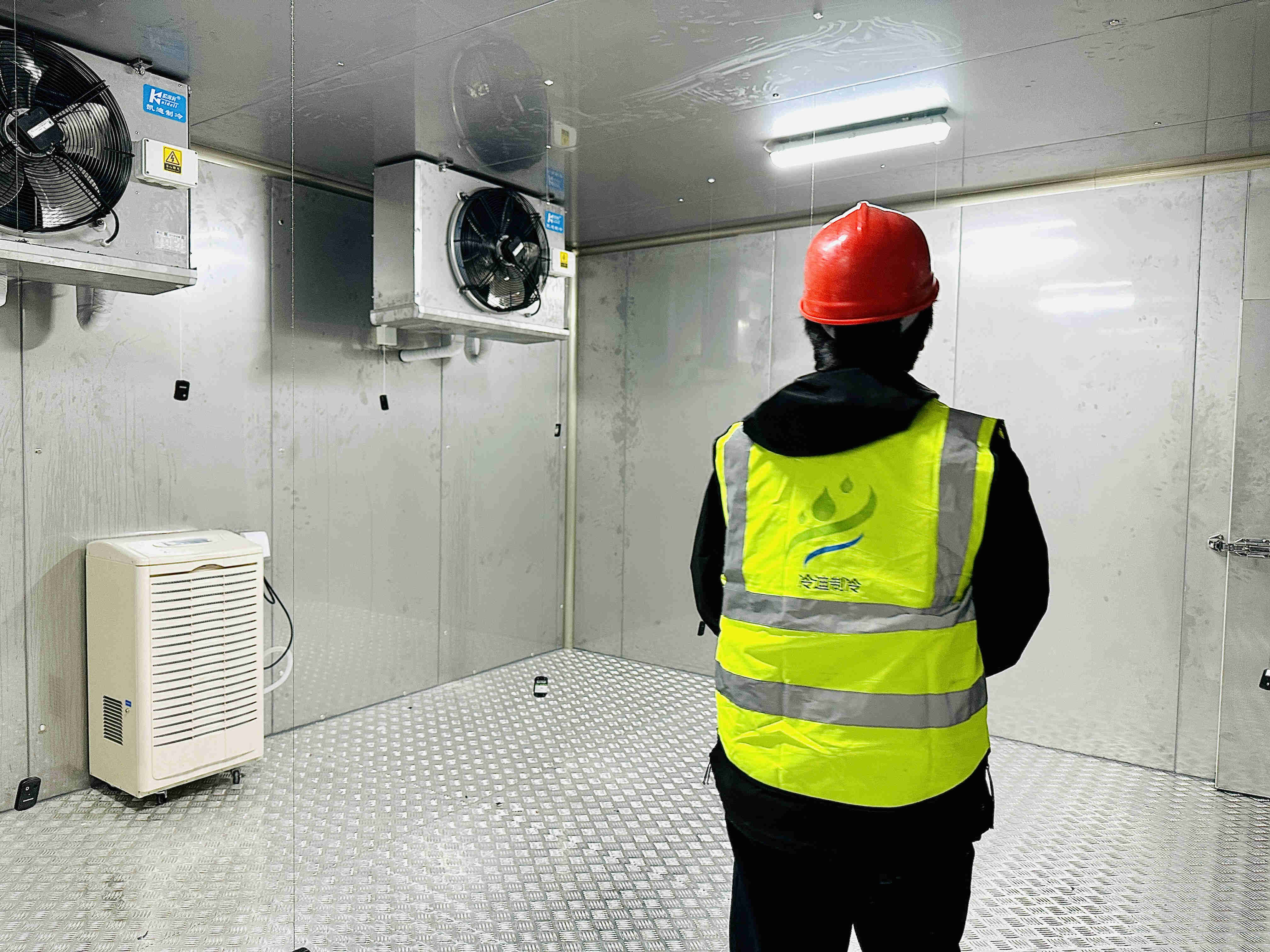 安裝一座標(biāo)準(zhǔn)化智慧醫(yī)藥冷庫造價多少錢？